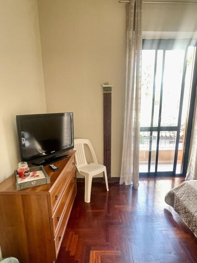 Apartament Dimora Di Maury A Due Passi Dai Trasporti E Da Ballaro Palermo Exteriér fotografie