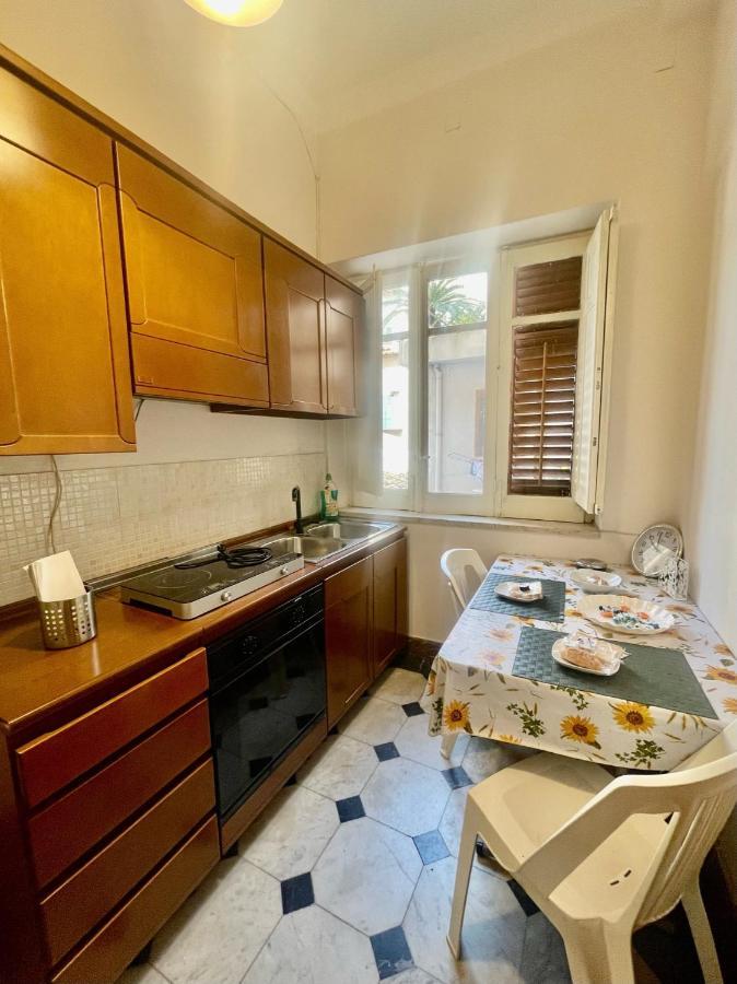 Apartament Dimora Di Maury A Due Passi Dai Trasporti E Da Ballaro Palermo Exteriér fotografie