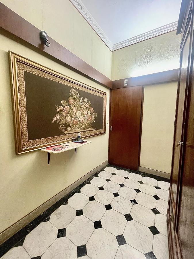Apartament Dimora Di Maury A Due Passi Dai Trasporti E Da Ballaro Palermo Exteriér fotografie